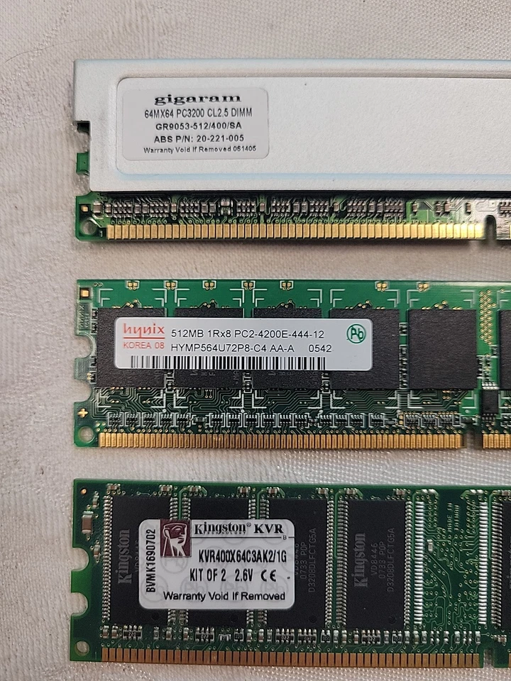 Mix 1gb Ram 3GB: Gigaram PC3200, Hynix PC2-4200 & Kingston KVR400X64C3AK2/1G - Image 2 of 3