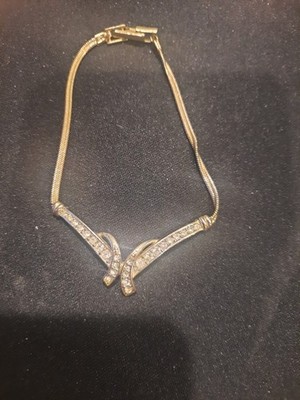 vintage braclet stamped AVON / gold tone with clear stones Butterfly ?