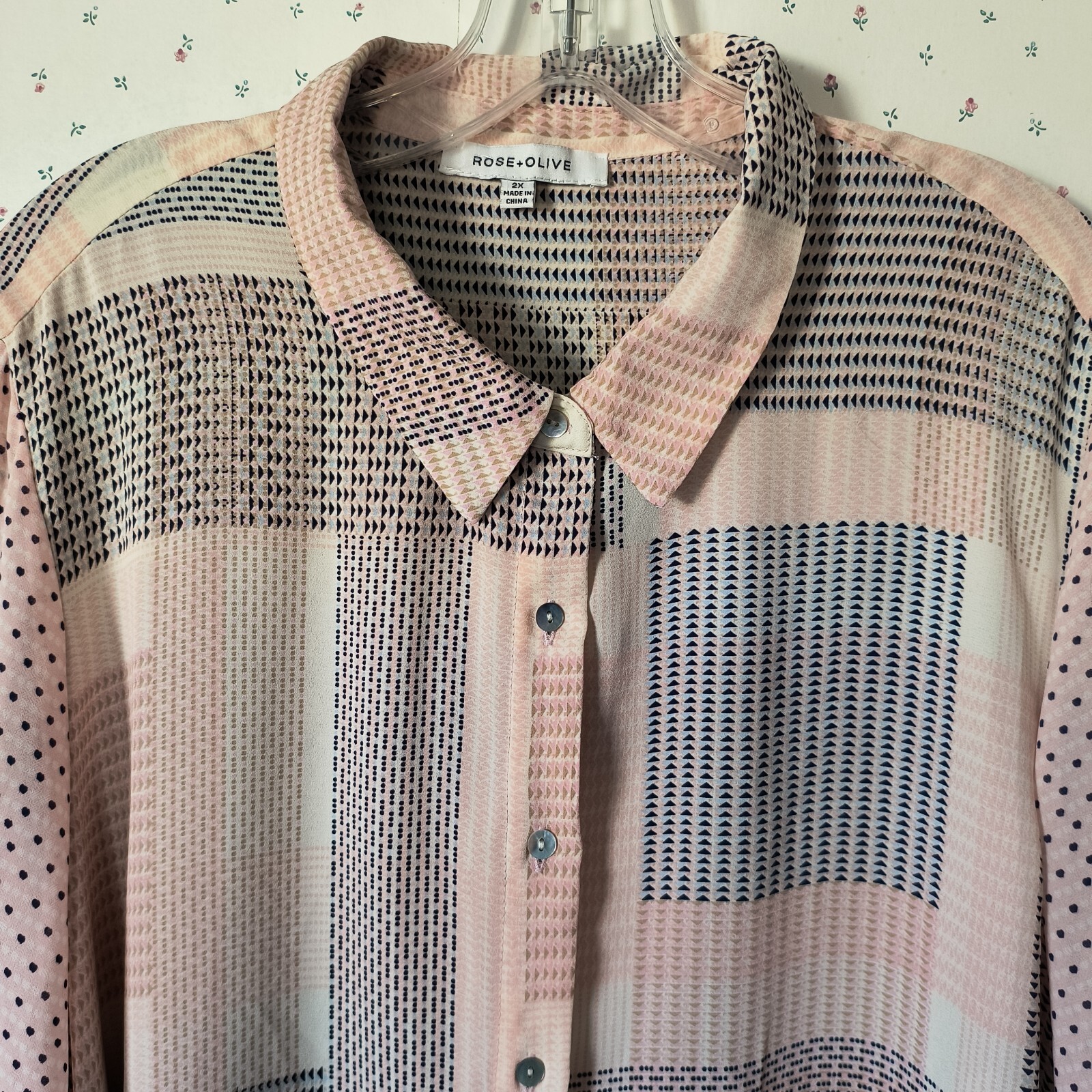 Rose & Olive Top 2X Patchwork Button Down Blouse … - image 3
