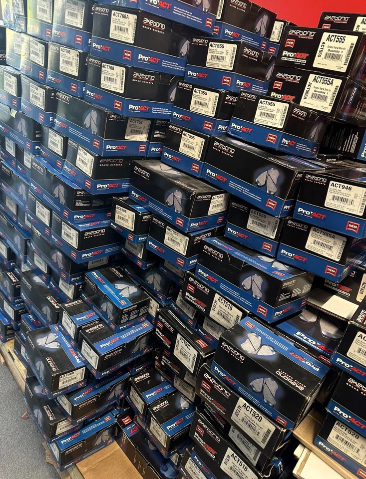 Pastilhas de freio traseiras SAAB/SATURN/CADILAC NOVAS Akebono ACT709 PRO-ACT CERÂMICA - Imagem 3 de 4