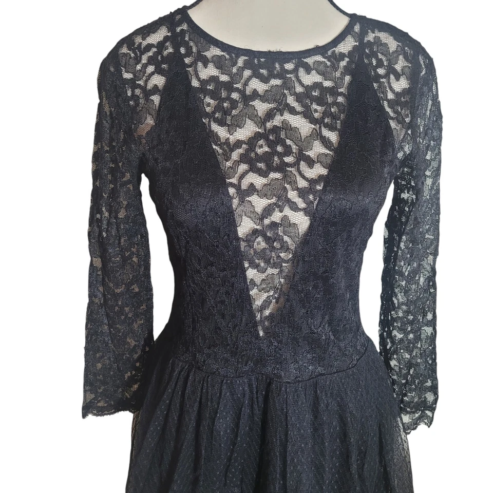 Express Lace Tulle Lined Dress Women's Size 6 Black Fairy Witchy Goth Romantic - Image 3 of 4