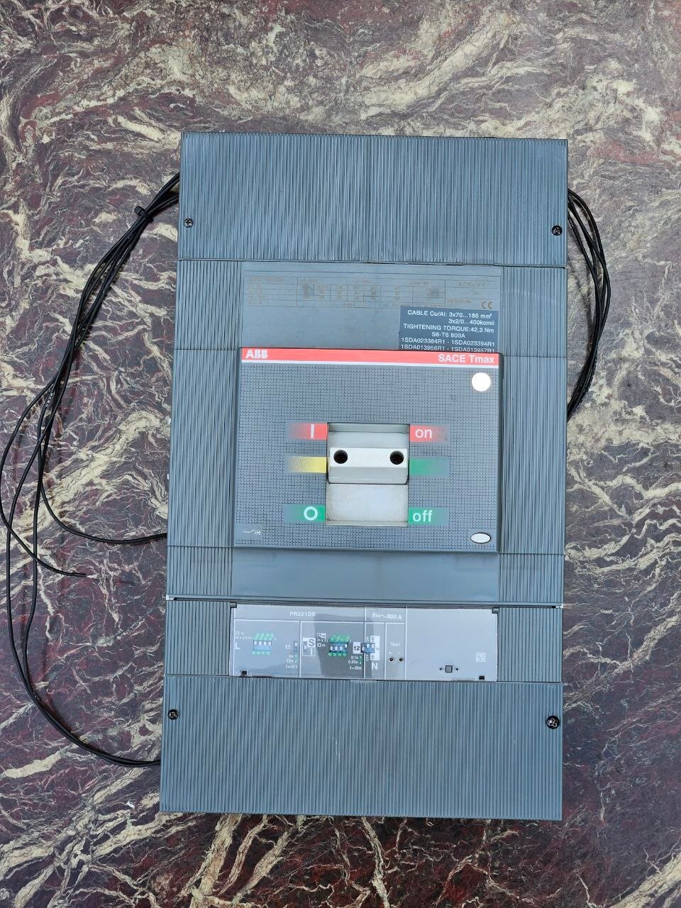 ABB TMAX T6N 800 Circuit Breaker 3-Pole SACE TMAX 800A NEW