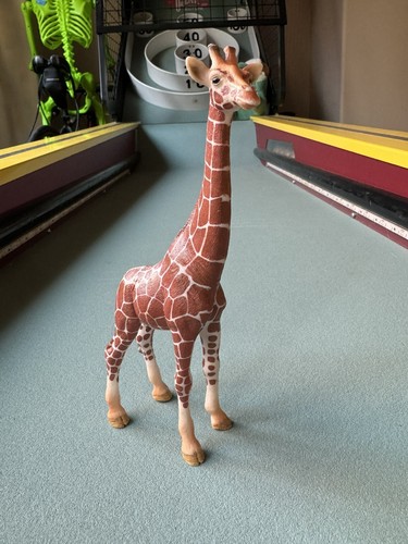 Schleich Wildlife - Female Giraffe