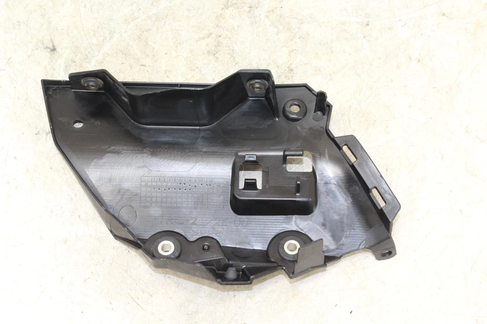 Yamaha Fz09 2015 panel de cubierta lateral izquierdo 1RC-2172E-00-00 Foto 4 de 4