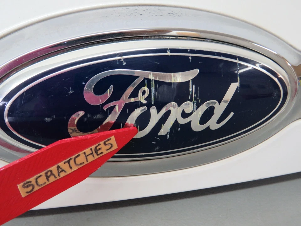 2011 2013 2014 FORD EDGE REAR TRUNK FINISH GARNISH MOLDING PANEL WITH CAMERA OEM Foto 4 de 4