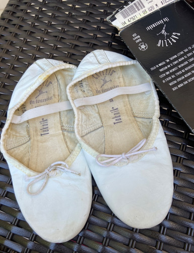 Capezio Teknik Little Girl's white ballet shoes 8" long