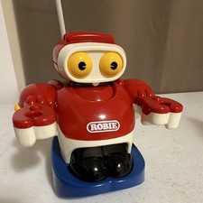 Radio Shack Robie Robot Toy 60-2570 NO TRANSMITTER Robot Theme Ages 8-11