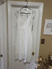 NWT GUESS WHITE CROCHET FLORAL LACE MIDI DRESS SIZE 10 CUTOUT BACK