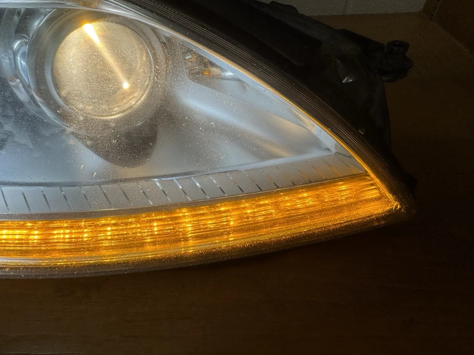 2010-2913 梅赛德斯 W221 S550 S63 AMG 右乘客侧灯氙气灯 — 第 2/4 张图片