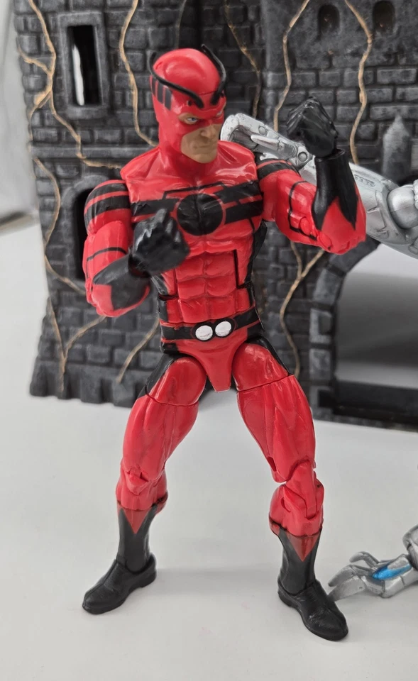 Paquete de 2 figuras de acción Marvel Legends Avengers Giant Man vs Ultron 6" Foto 2 de 4