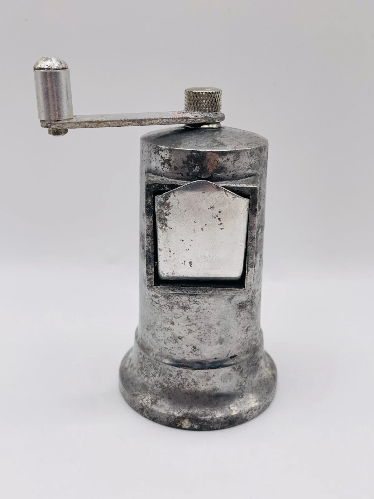 Vintage Unsigned Perfex Cast Aluminum Pepper Mill Grinder 4” Tall
Opens in a new window or tab