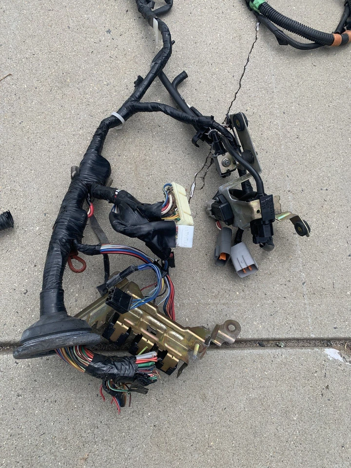 Arnés de cables principal Mazda Miata 1999-2000, bomba de combustible, tablero/famañado OEM Foto 2 de 4