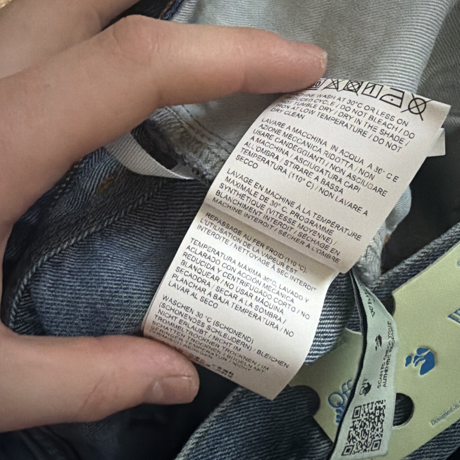 Size 30 Off White Repeat Monogram Pattern / Blue … - image 8