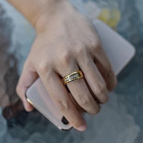 Anillos de boda de circonita cúbica de 8 mm para hombre enchapados en oro de tungsteno cómodos Foto 2 de 4