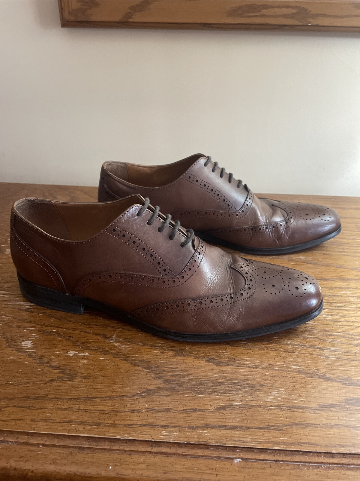 Express Mens Leather Dress Shoes Brown With Black Soles Size 11 RN