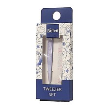 Effortless Hair Care Essentials Lilo & Stitch Detangler Hair Brush & Precision