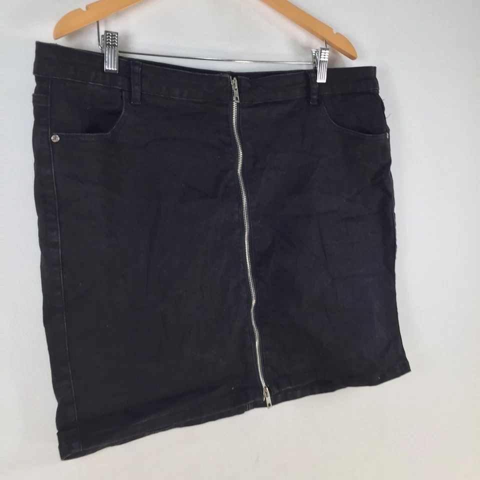 Minifalda vaquera Missguided talla 22 negra cremallera algodón 108229 Foto 2 de 4