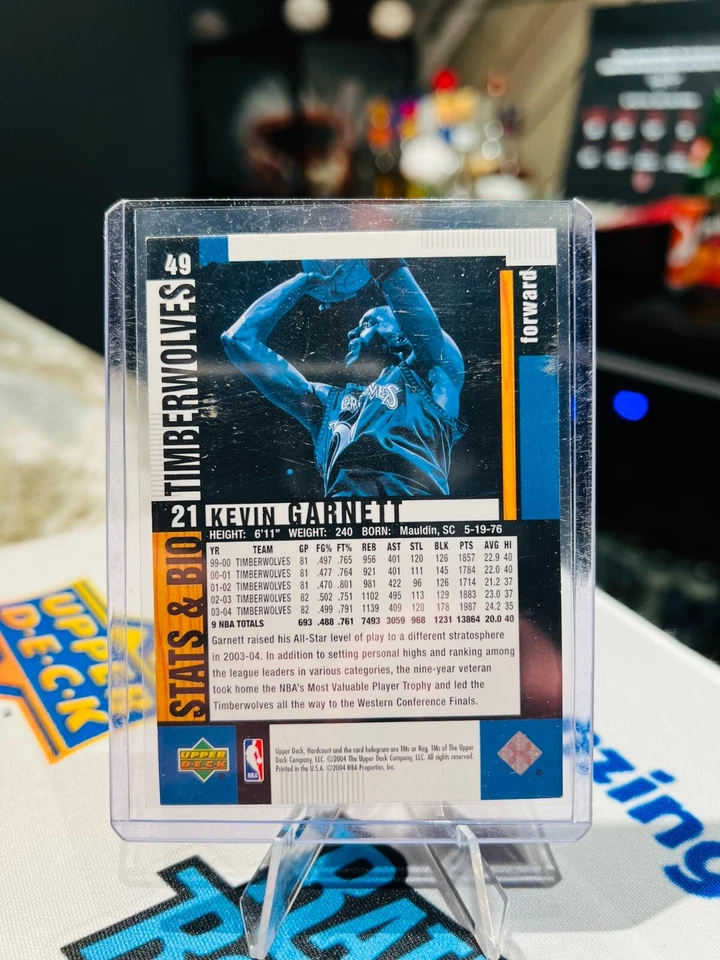 2004-05 Upper Deck Hardcourt Timberwolves Basketball Card #49 Kevin Garnett - Image 2 of 2