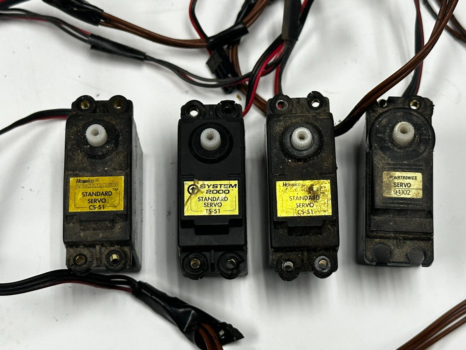 Hobbico and Airtronic Set of Four Standard Size Servos with old Airtronic Plugs