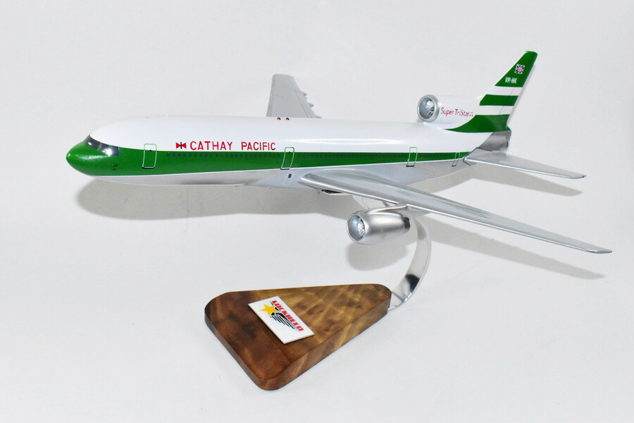 【希少】1/400 CATHAY PACIFIC LOCKHEED L-1011 CX_L1011_01-e1538984438813.jpg