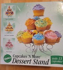 WILTON Cupcakes 'N More Dessert Stand 307-831 - Holds 13 Cupcakes - NIB