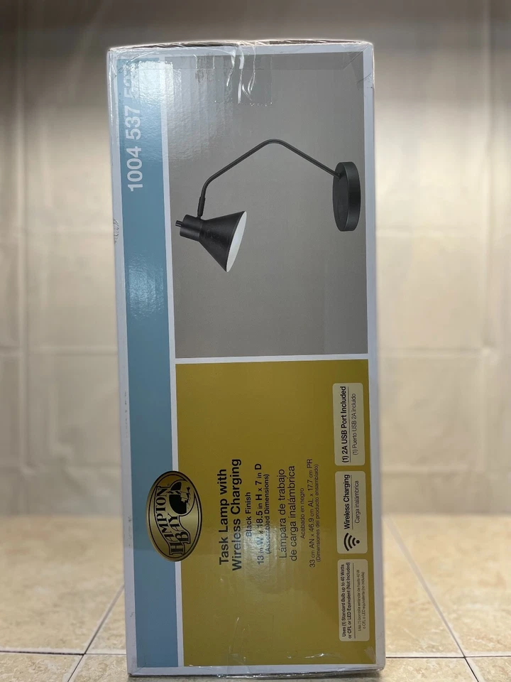 Hampton Bay 19 pulgadas Lámpara de escritorio negra para tareas con estación de carga inalámbrica y USB NUEVA EN CAJA Foto 4 de 4
