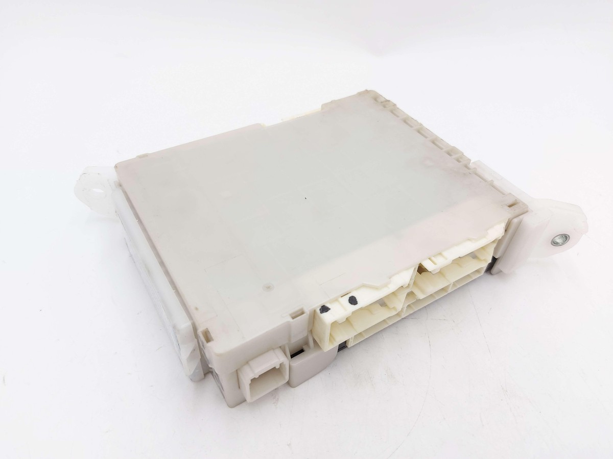 14-19 TOYOTA 4RUNNER MULTIPLEX BODY NETWORK & JUNCTION BLOCK