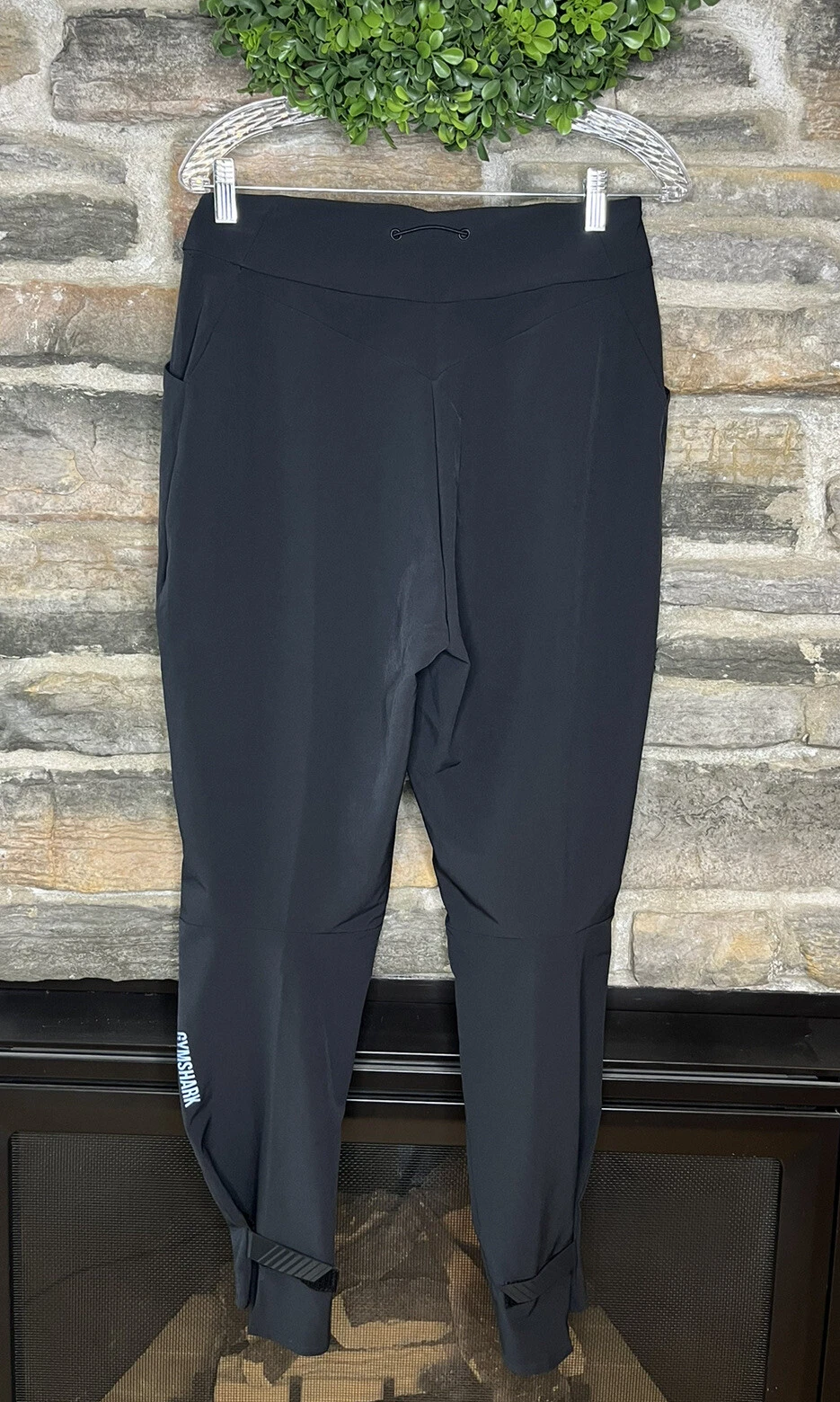gymshark jogger ankle adjustable waist pockets pants