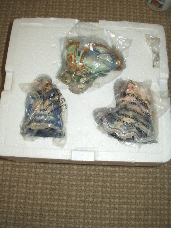 NEW Three Thomas Kinkade Ashton-Drake Old World Santa Ornaments