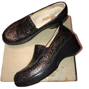 alegria women's emma clog