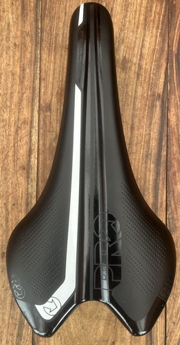 SHIMANO PRO FALCON 142mm Saddle