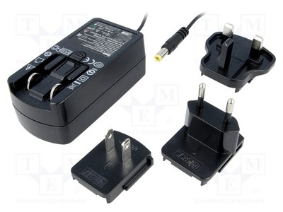 1 pz, Alimentatore: da laboratorio PKT-P1530 1 pz, Alimentatore: da laboratorio PKT-P1530