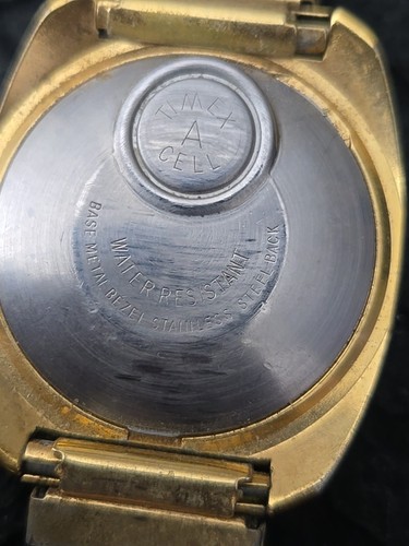 Timex Electric Dynabeat Men's Vintage Gold Bezel Tan Wristband Watch - Picture 8 of 9