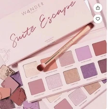 Wander Beauty Suite Escape Eyeshadow Palette 10 Shades 7.5 g/0.26 oz  New Sealed
