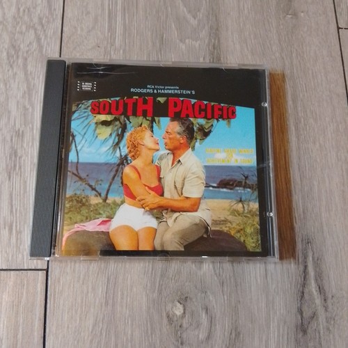 4 X Musical Cd Bundle Includes South Pacific, Oklahoma Fast Tracked - Foto 5 di 6