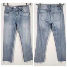 Pilcro anthropologie Hyphen Jeans Women 26 Raw Hem Straight 27 inseamLight Wash