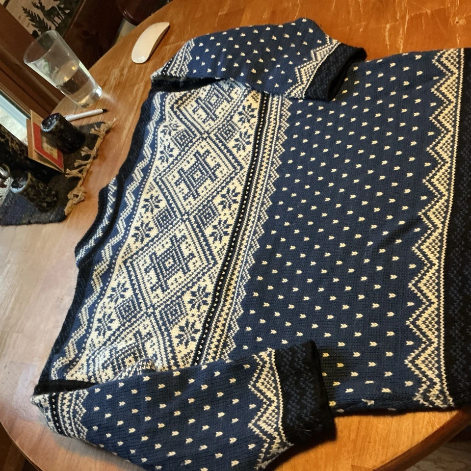 Dale Of Norway Mens Small Pullover Sweater - Image 4 of 4