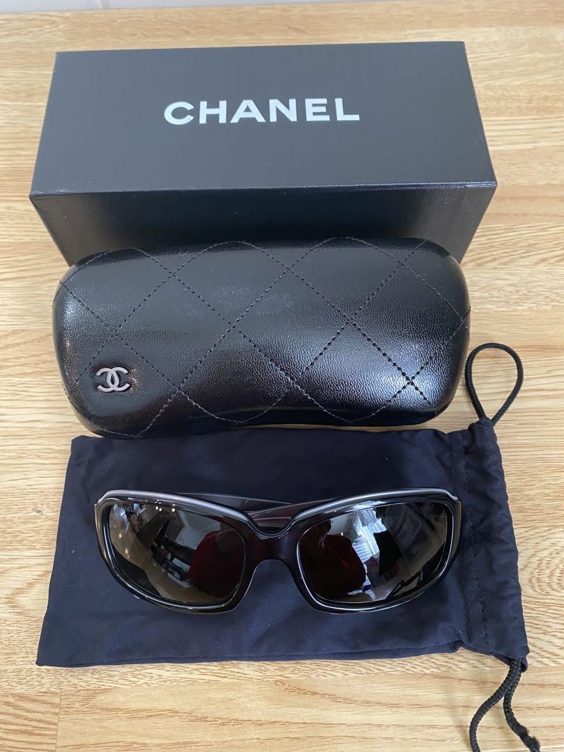 CHANEL Classic Black Sunglasses with Signature CC Logo