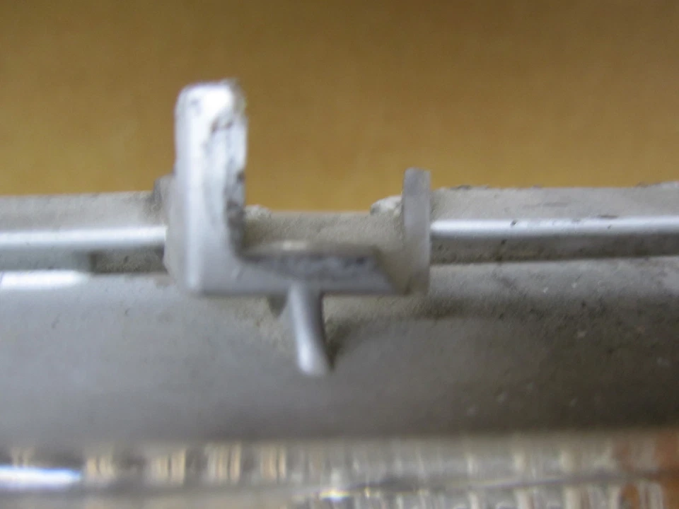 CADILLAC DeVILLE & FWD FLEETWOOD 85 86 1985-86 CORNER LIGHT PASSENGER RH READ - Image 3 of 4