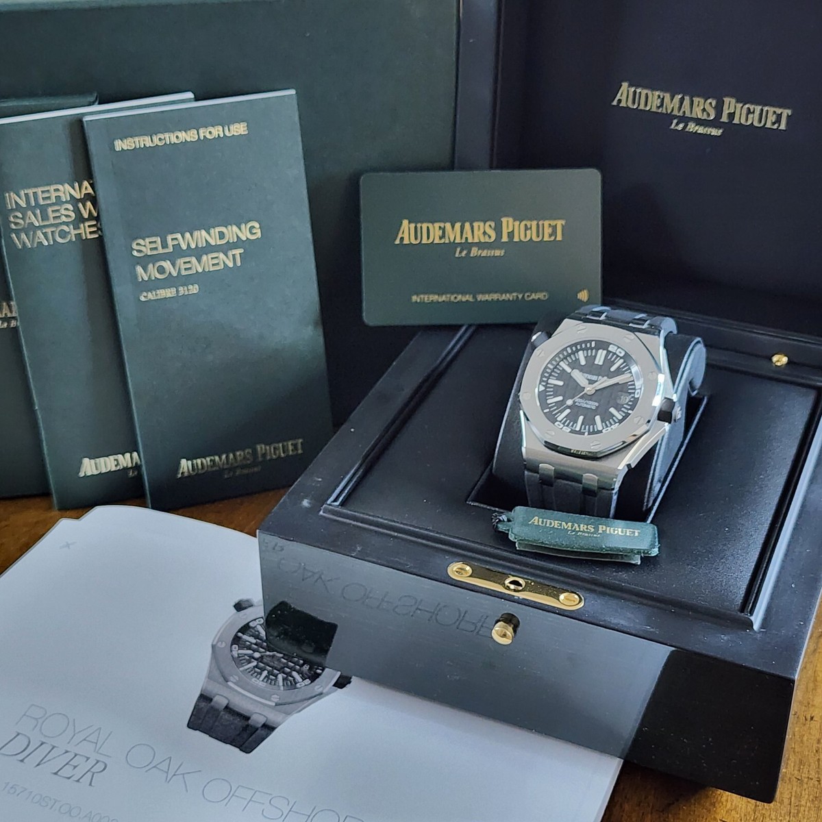MINT AUDEMARS PIGUET ROYAL OAK OFFSHORE DIVER 42MM 15710ST STEEL