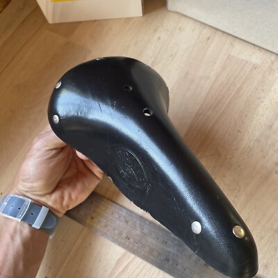 NOS NEW FRENCH Ideale TB 70 cuir noir selle de course sur route Randonneur EUR 137,09 - FR