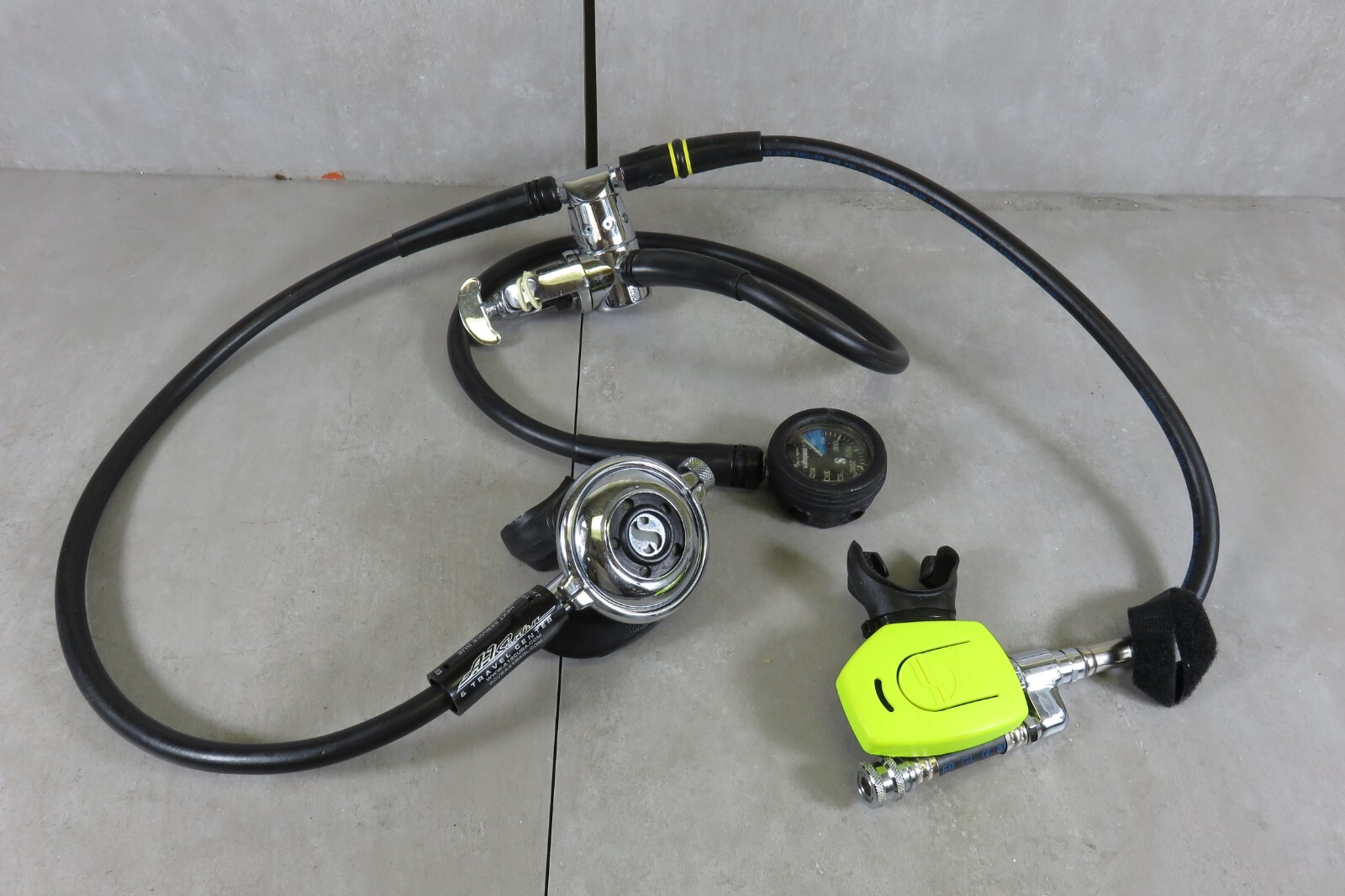 Sherwood Minimus Octopus High Visibility Yellow Scuba Diving Regulator