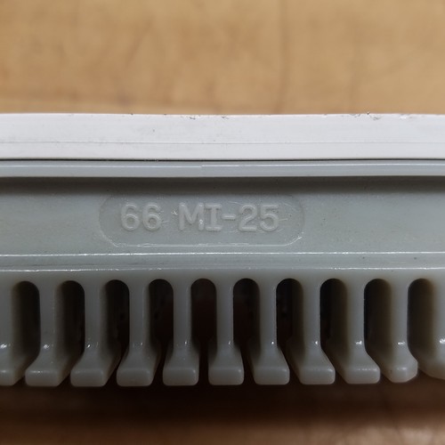 Siemon 66MI-25 Punch Down 25 Pair Wiring Block - USED - Picture 3 of 4