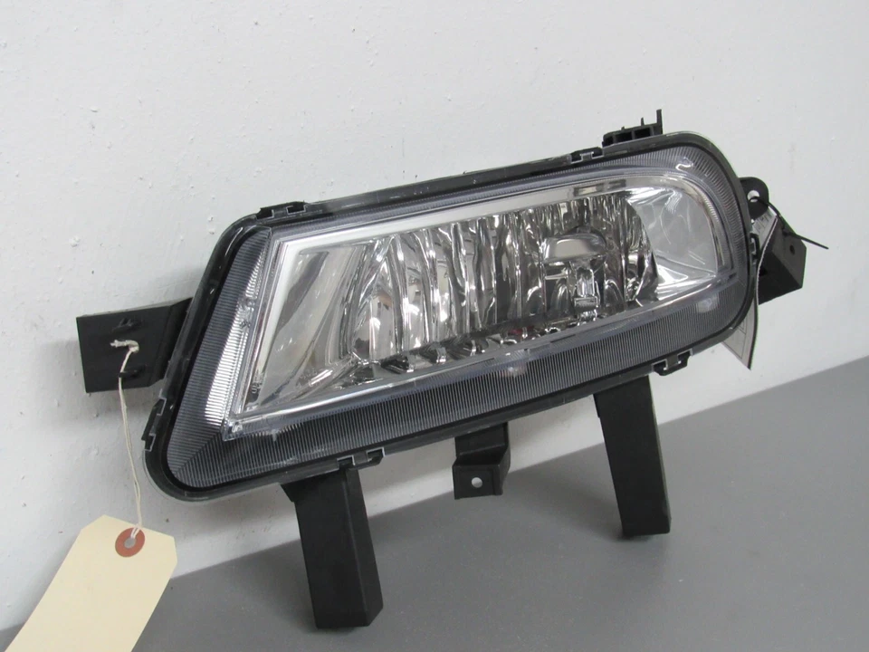 Luz antiniebla izquierda Buick Lacrosse 2014-2015-2016 mercado de accesorios Foto 2 de 4