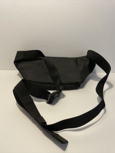 Puma Fanny Pack Black , New - Picture 3 of 3