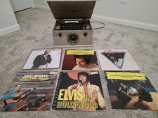 Victrola Brookline Style 6-in-1:3-Speed Turntable, CD, Cassette Player, FM Radio