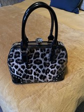 Ladies handbag leopard print faux leather with diamond clasp 