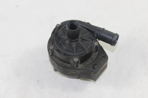 VW PASSAT B6 3C2 Zirkulationswassermotor 04L965567B 1.40 2020 31938433