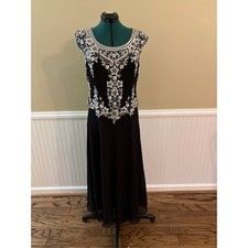 Women’s 8 Vintage Kara New York Black Beaded Evening Gown EUC