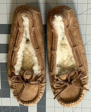 UGG Dakota Women's Brown Suede Shearling-Lined Moccasin Slippers US 7